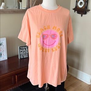 Beach More Worry Less Smiley Face Sunglasses Peach Women’s XL Pink Lily TShirt
